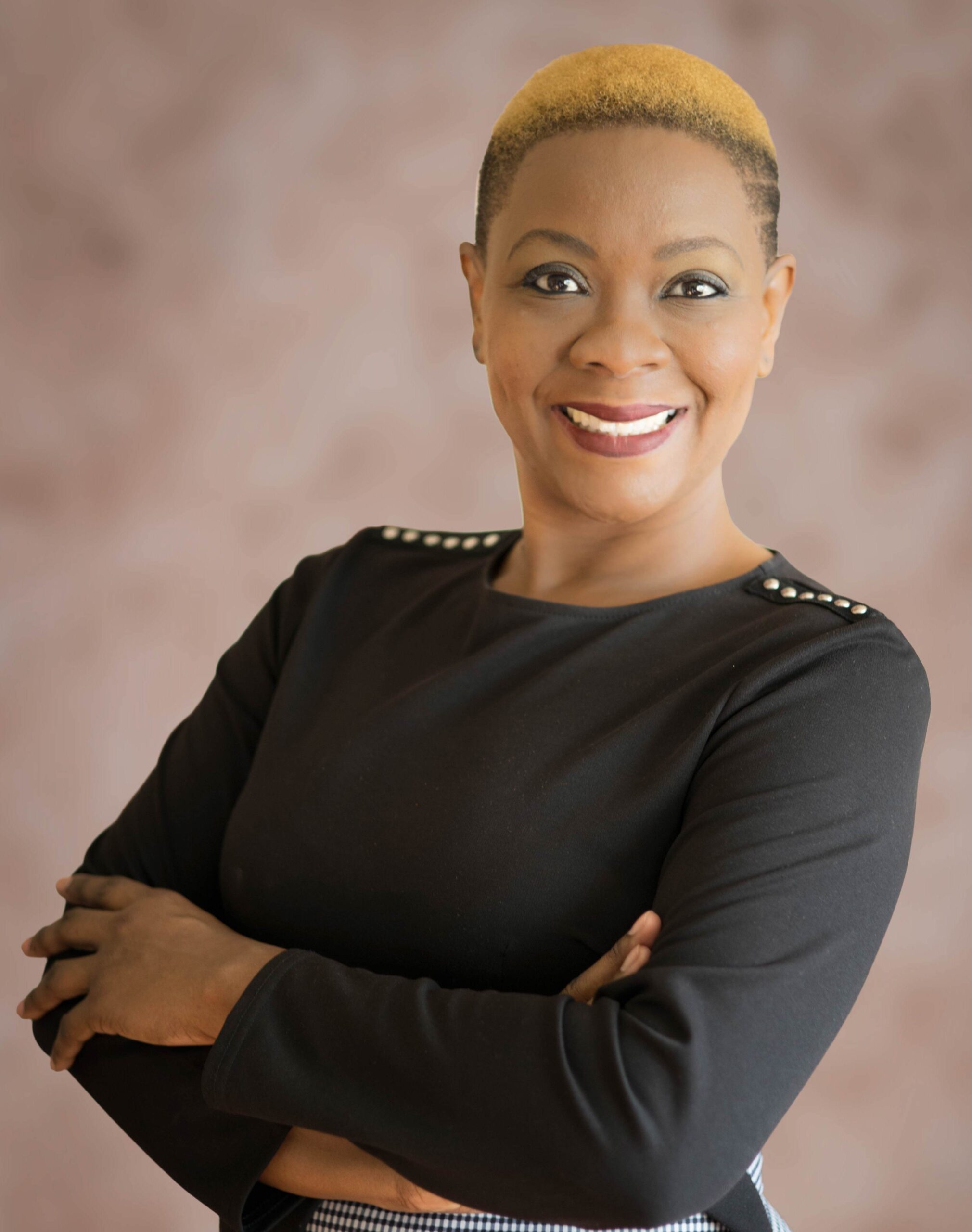 Headshot of the founder of LAC Consulting, Lesley-Ann Charles